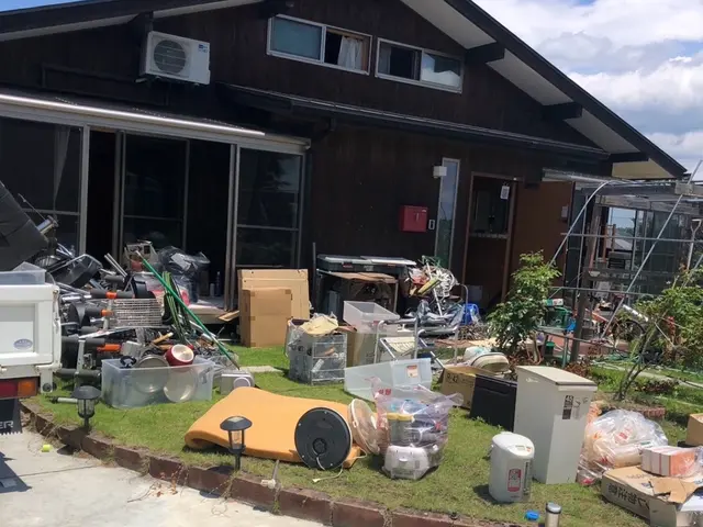 面倒な片づけお任せ下さい◆年中無休◆迅速丁寧に対応します。女性スタッフも活躍中！サービスの画像