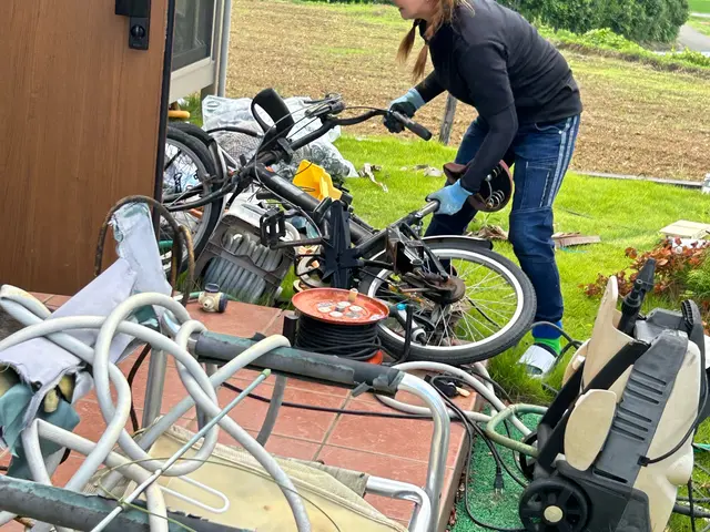 面倒な片づけお任せ下さい◆年中無休◆迅速丁寧に対応します。女性スタッフも活躍中！サービスの画像