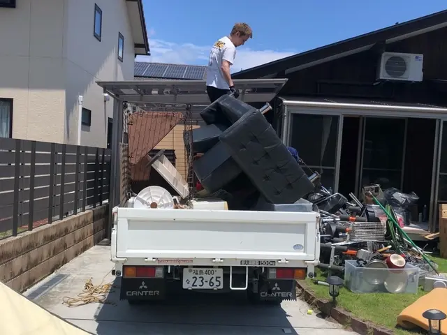 面倒な片づけお任せ下さい◆年中無休◆迅速丁寧に対応します。女性スタッフも活躍中！サービスの画像