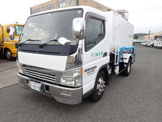 【熊本市】（株）健康舎グリストラップ清掃3ｔ・4ｔ・10ｔ車を揃えております。サービスの画像