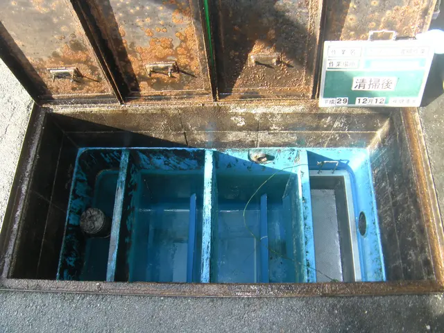 【熊本市】（株）健康舎グリストラップ清掃3ｔ・4ｔ・10ｔ車を揃えております。サービスの画像