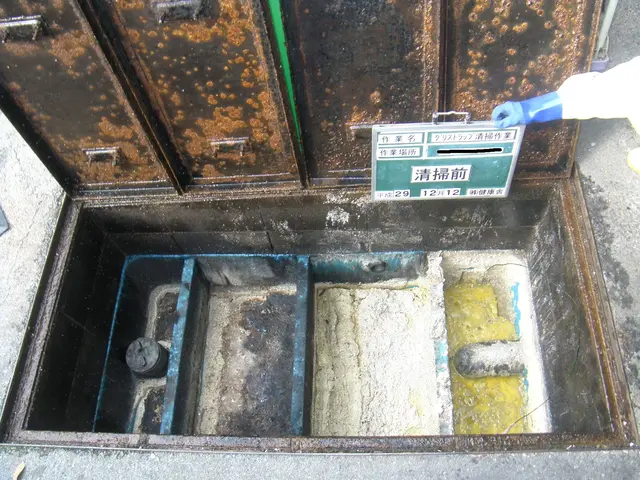 【熊本市】（株）健康舎グリストラップ清掃3ｔ・4ｔ・10ｔ車を揃えております。サービスの画像