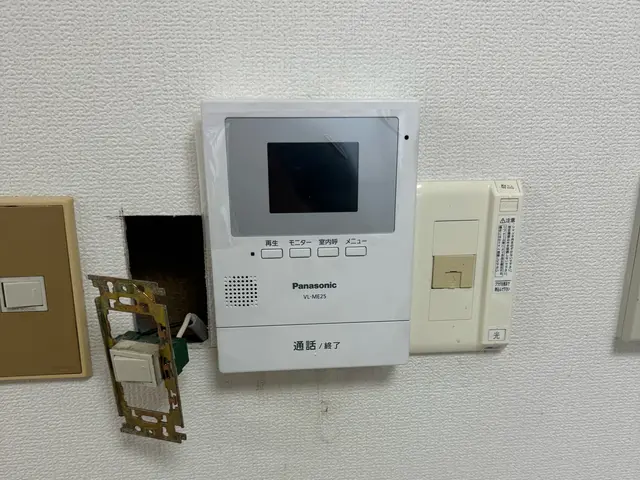 インターホン交換・ドアホン交換サービスサービスの画像