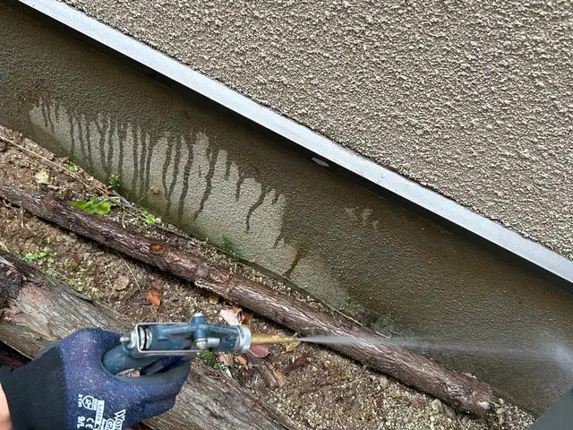 クロアリ駆除はお任せ下さい！シロアリ施工士在籍！床面積×600円！関西サービスの画像