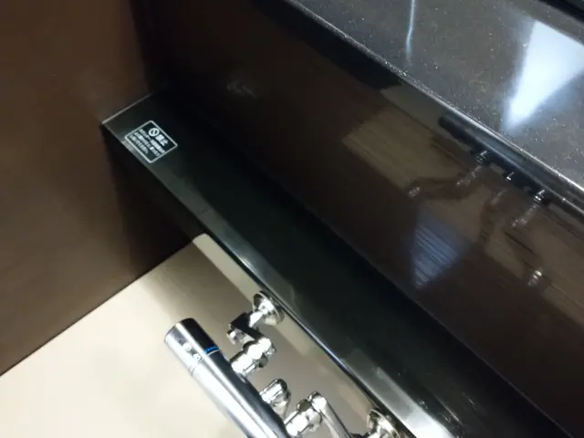 逝く年来る年水4セット！エプロン内鏡鱗取シンクコーティング込み¥50000サービスの画像