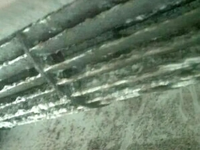 【 業歴30年の経験実績！】《 防カビ!コート無料 》◆エアコンクリーニング工事サービスの画像