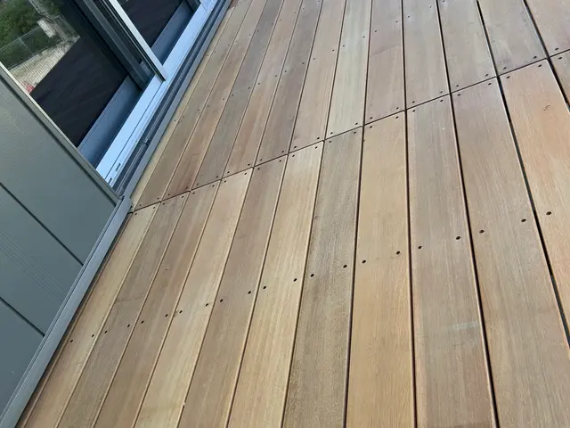 自社スタッフによる安心施工！お客様に満足いただける仕上がりをお約束します。サービスの画像