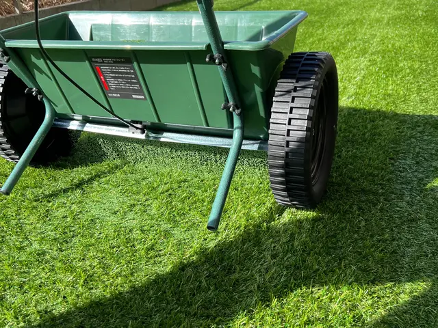 "人工芝"　安価なものから専門的なものまでご提案できます！^ ^サービスの画像