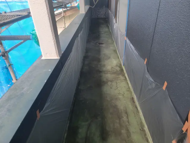 【業歴30年】外注なし自社スタッフがお伺いします！FRP防水専門店です！サービスの画像