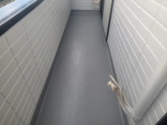 【業歴30年】外注なし自社スタッフがお伺いします！FRP防水専門店です！サービスの画像