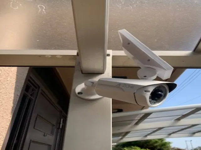 ■センサーライト取り付け　写真の店長が伺います【淡路島や遠方地域の対応致します】サービスの画像