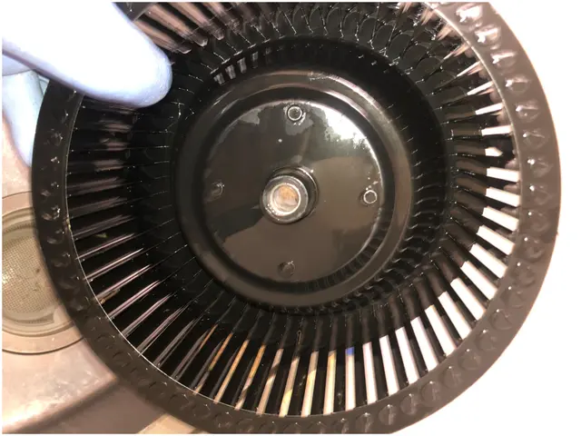 損害保険に加入済み◎作業外注一切なし◎当店へお任せください！サービスの画像