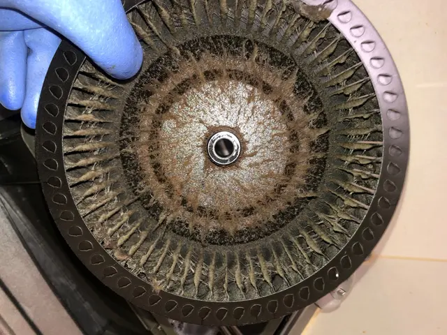 損害保険に加入済み◎作業外注一切なし◎当店へお任せください！サービスの画像