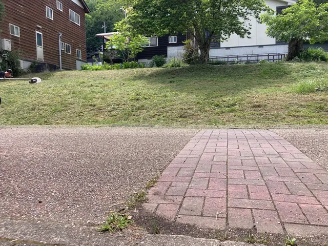 お庭、空家、農地などきれいにスッキリさせます！ぜひお気軽にご相談ください♪サービスの画像