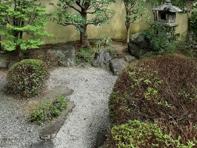 メッセージにて作業内容、写真、希望作業日をお送り頂きますとお見積りいたします。サービスの画像