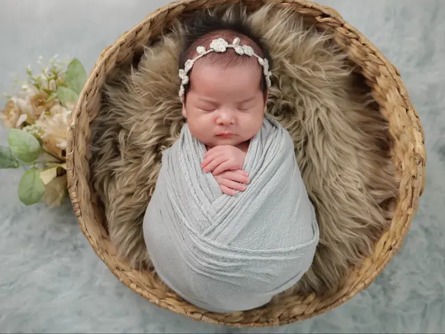 【前日・当日相談OK】認定済｜安心・安全なニューボーンフォト