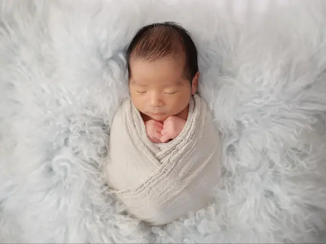 【前日・当日相談OK】認定済｜安心・安全なニューボーンフォト