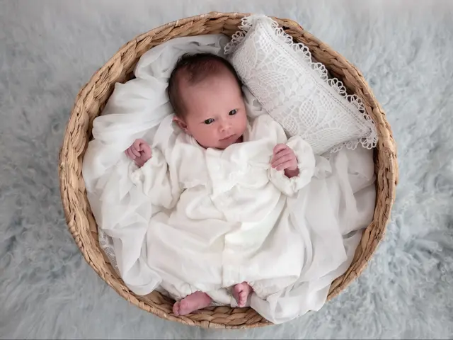 【前日・当日相談OK】認定済｜安心・安全なニューボーンフォト