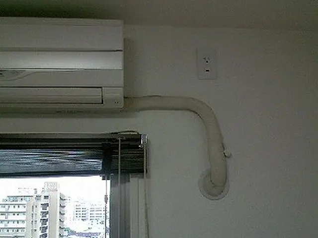 《皆様のおかげで口コミ数２０００件以上》年間１２００件以上の実績サービスの画像