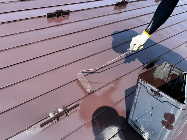 冬を越していたんだ屋根をリフレッシュ！！屋根塗装！！サービスの画像