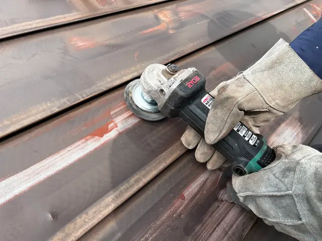 冬を越していたんだ屋根をリフレッシュ！！屋根塗装！！サービスの画像