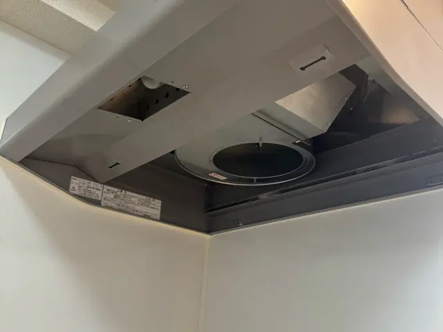 女性スタッフの同行OK◎一つ一つの現場を大切に、徹底的に丁寧に仕上げます。サービスの画像