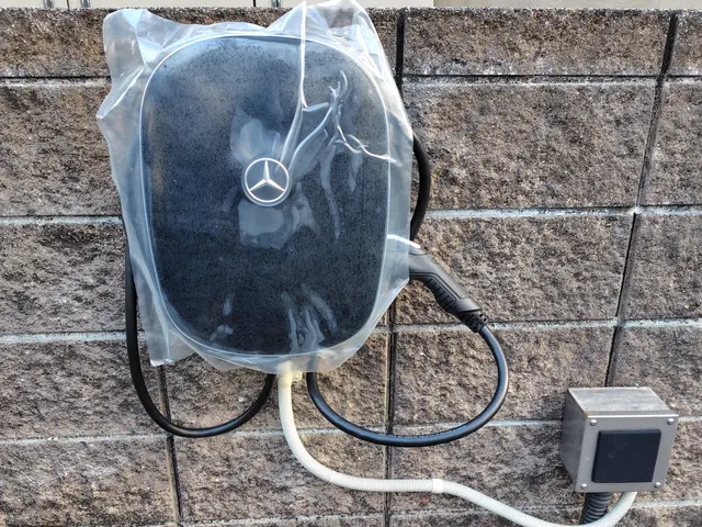 簡易EVコンセント増設48,000円〜　事前現地確認・お見積無料！サービスの画像