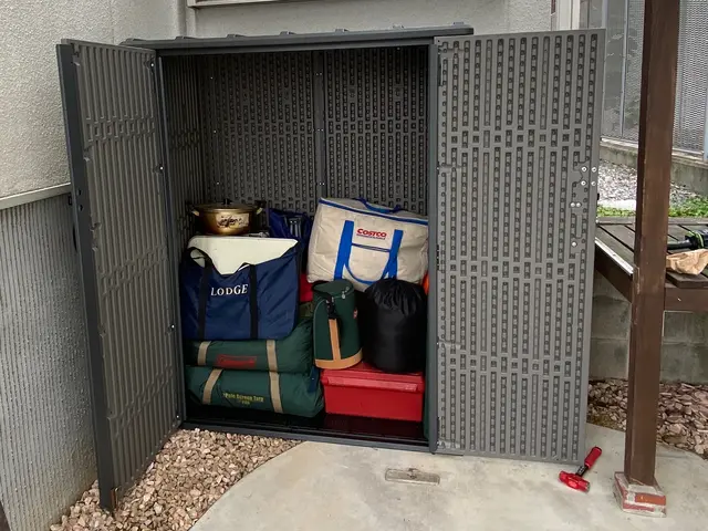 ガレージ物置の組み立てサービスの画像