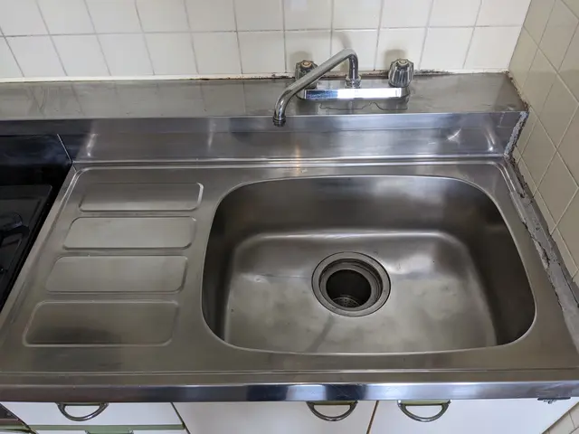 はじめてのご依頼は当社へ！安心の損害保険加入店サービスの画像