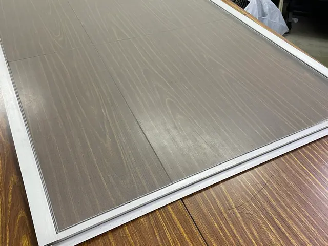 網戸の張り替えサービスの画像