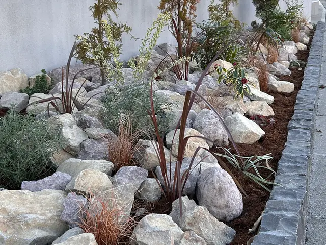 ★花壇の作成から可能★お見積り無料ですのでまずはお気軽にご相談ください❀サービスの画像