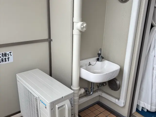 城東区発　取外し取付18000円　処分無料　　移設は不可　第1種電気工事士が対応サービスの画像