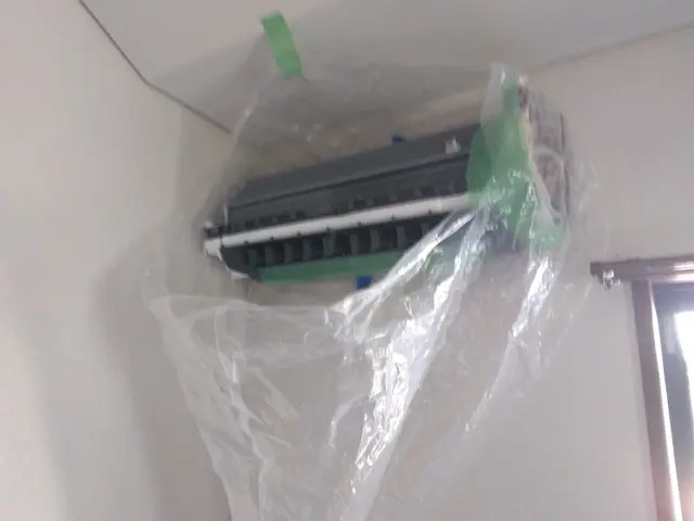 消臭洗剤と高圧洗浄【作業後にｸﾚｶ/PayPay/Suica払いは現金払を選択】サービスの画像