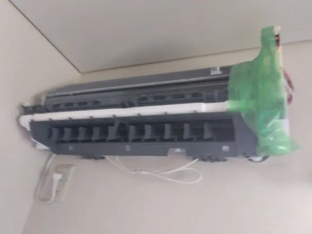 消臭洗剤と高圧洗浄【作業後にｸﾚｶ/PayPay/Suica払いは現金払を選択】サービスの画像