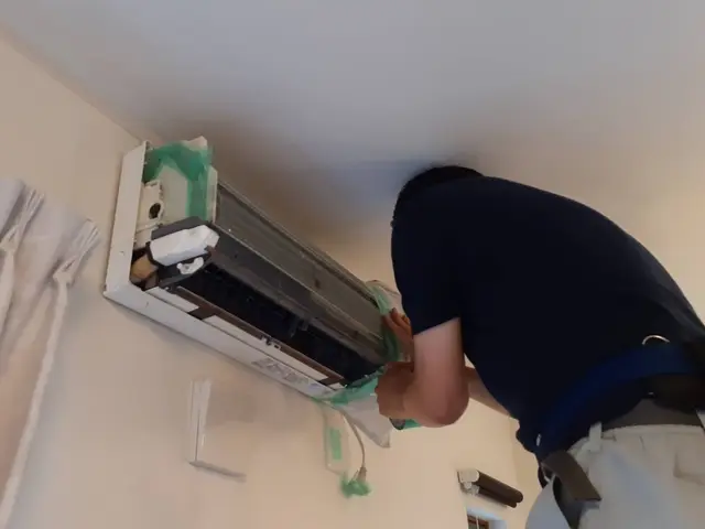 ◎損害保険加入済◎丁寧にしっかり洗浄◎安心のエアコンクリーニング協会会員企業サービスの画像