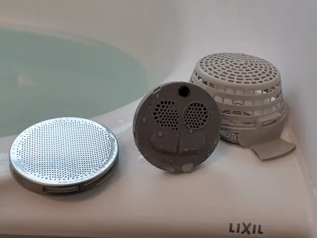 風呂釜洗浄　排水管洗浄もお任せ下さい　安心価格で丁寧な作業致しますサービスの画像