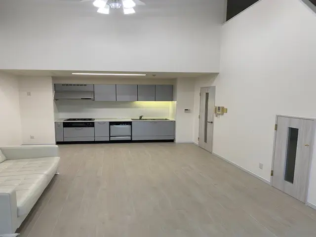 材料の手配から施工まで全てお任せください！年中無休・営業時間外も対応◎サービスの画像