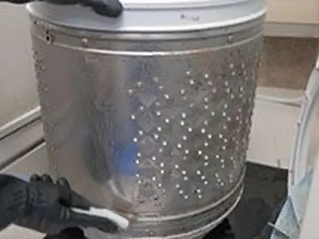 損保加入済。即日対応。縦型洗濯機全メーカー対応。完全分解、黒カビ除去サービスの画像