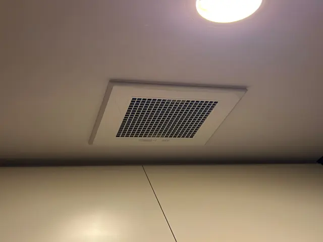 浴室照明の交換サービスの画像