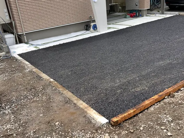 アスファルト舗装工事サービスの画像