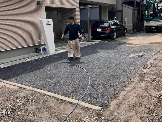 アスファルト舗装工事サービスの画像