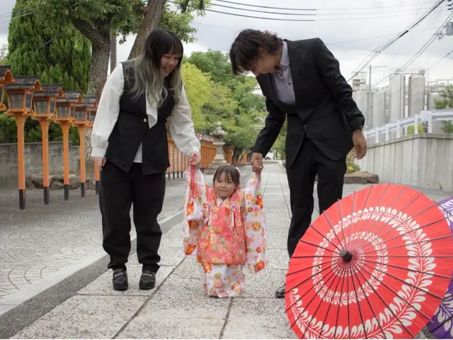 七五三出張撮影(神社まで出張費用無料)｜安心の女性カメラマン（大阪）サービスの画像