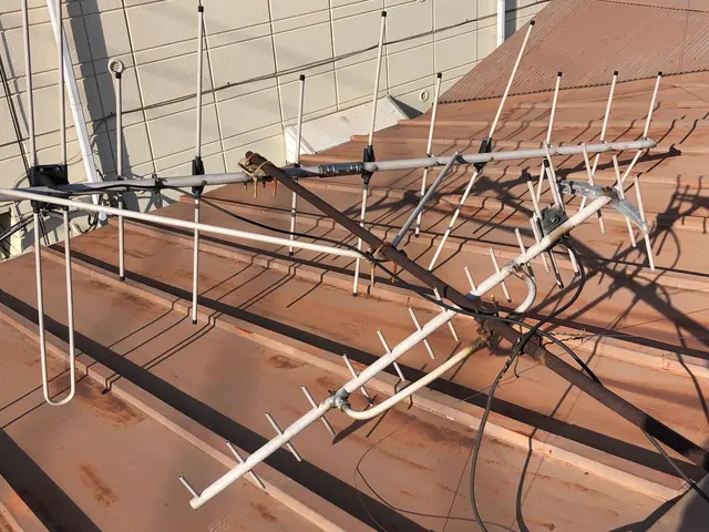 アンテナ撤去はお任せ下さい。自然災害調査士が対応サービスの画像