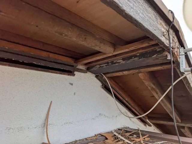 【施工後も安心な5年保証】地域密着の屋根修理、料金も丁寧にご報告します。サービスの画像