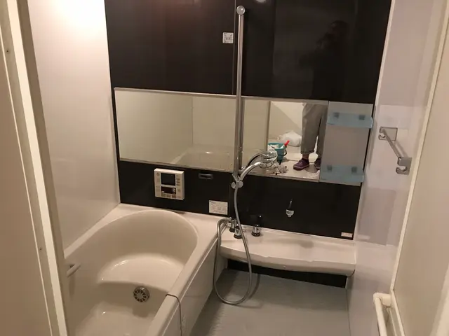 安心、実績のお店♪当店限定料金内で鏡のウロコ取り、エプロン内洗浄込（株）燦誠社サービスの画像