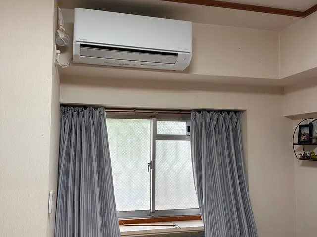 エアコン取外工事サービスの画像