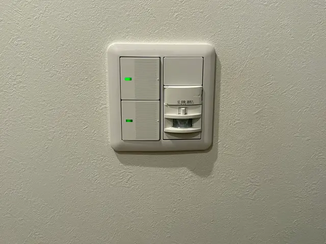 新規開店！スイッチ、コンセントの交換修理致します！！サービスの画像