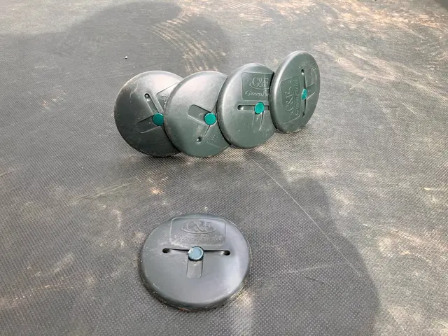 《口コミ賞受賞》■雑草でお困りですか？■予算や用途に合わせた防草シートが選べますサービスの画像