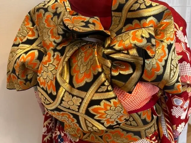 喜びの席に何を着ようか迷ったらお着物を♫背筋ピンと清々しく麗しい姿に変身！