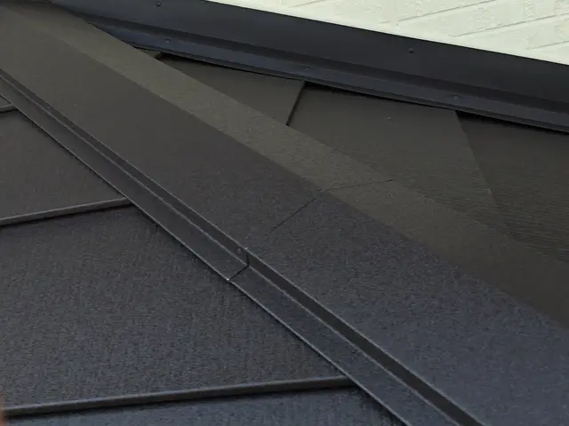 屋根葺き替え工事サービスの画像